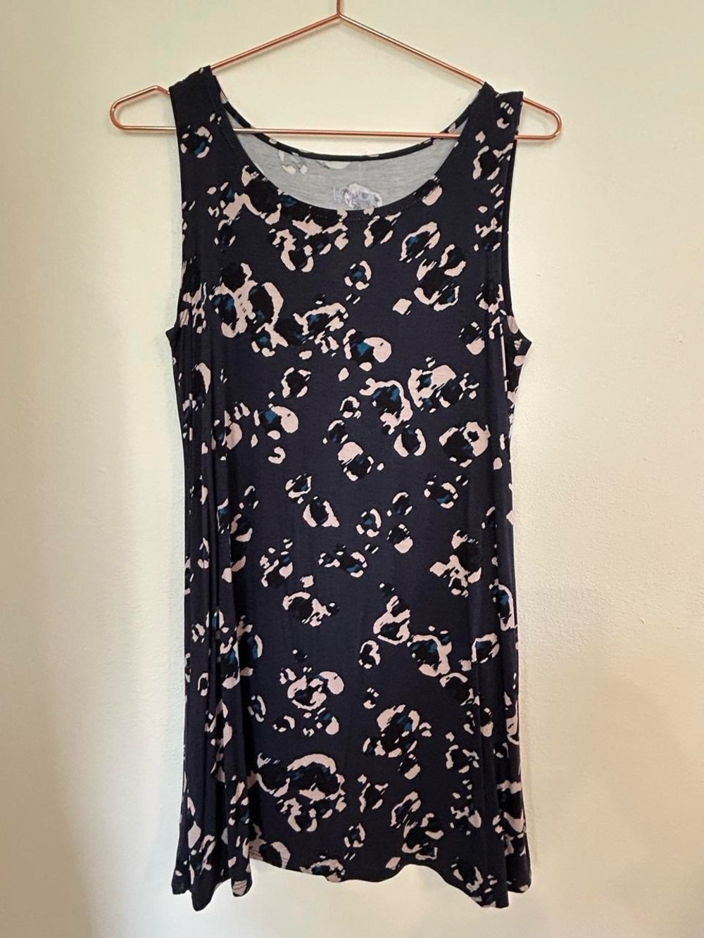 LOGO layers athletic Sleeveless Black & Blush animal Printed Swing Dress Tunic